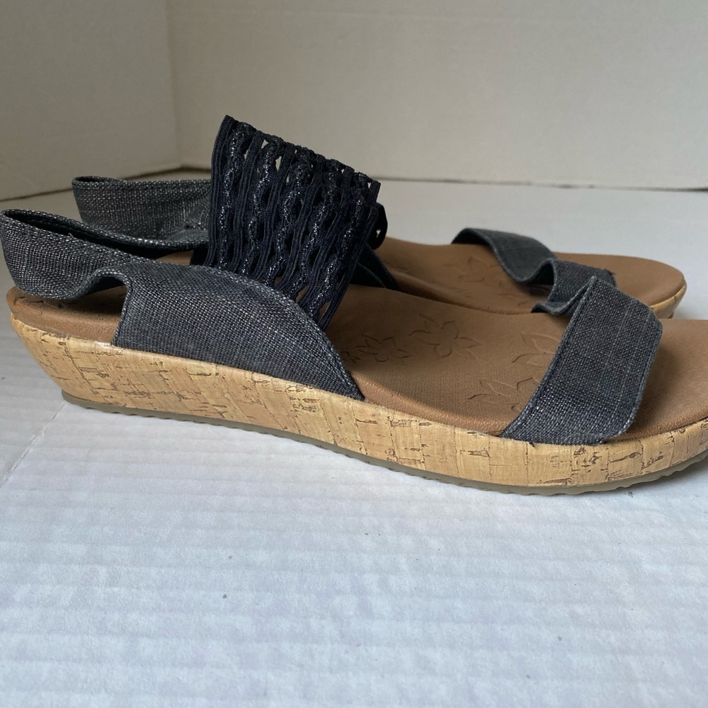 Skechers Women’s Brie Wedge Sandals Black Size 8